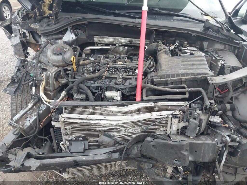 3VV3B7AX6JM185733 2018 VOLKSWAGEN TIGUAN photo no. 10