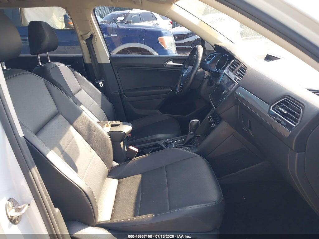 3VV2B7AX5JM125437 2018 VOLKSWAGEN TIGUAN photo no. 5