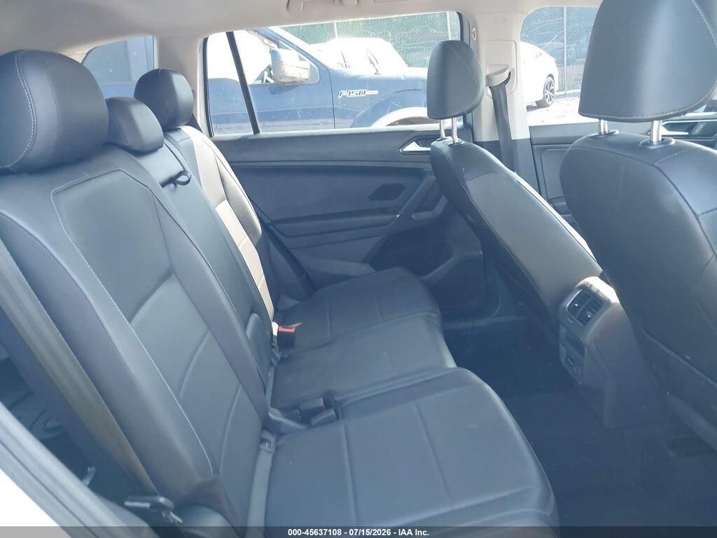 3VV2B7AX5JM125437 2018 VOLKSWAGEN TIGUAN photo no. 8