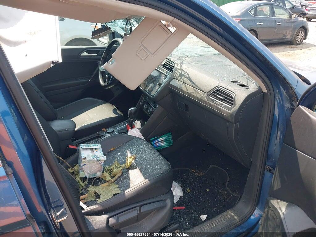 3VV2B7AX3JM059972 2018 VOLKSWAGEN TIGUAN photo no. 5