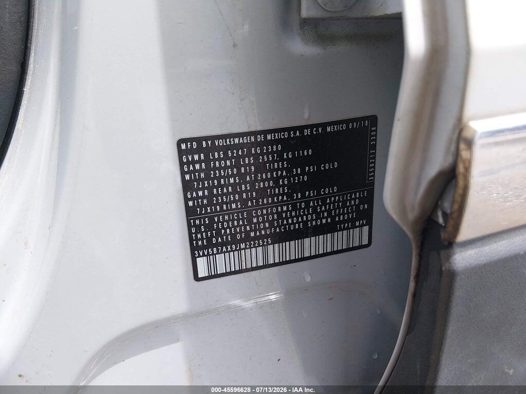 3VV5B7AX9JM222525 2018 VOLKSWAGEN TIGUAN photo no. 9
