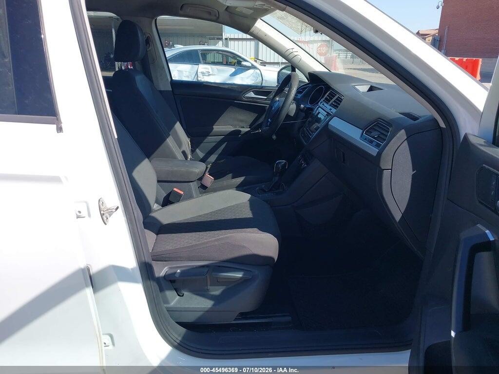3VV1B7AX2JM015439 2018 VOLKSWAGEN TIGUAN photo no. 5
