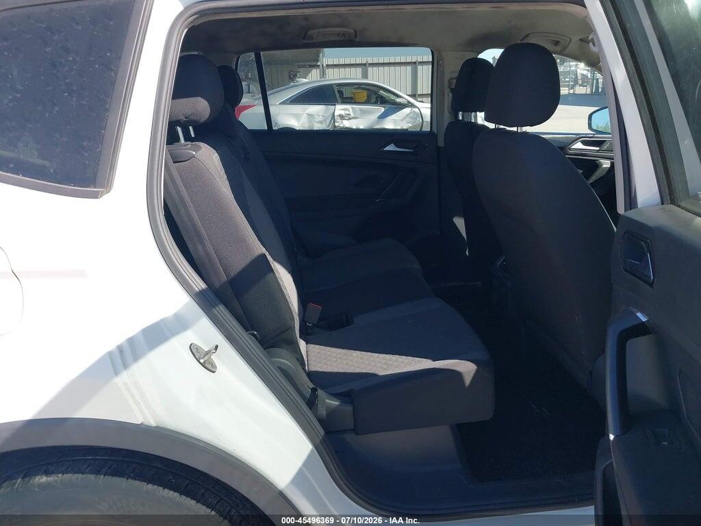 3VV1B7AX2JM015439 2018 VOLKSWAGEN TIGUAN photo no. 8