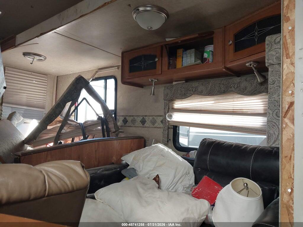 4X4FRLD23E1857406 2014 FOREST RIVER ROCKWOOD 8280WS photo no. 8
