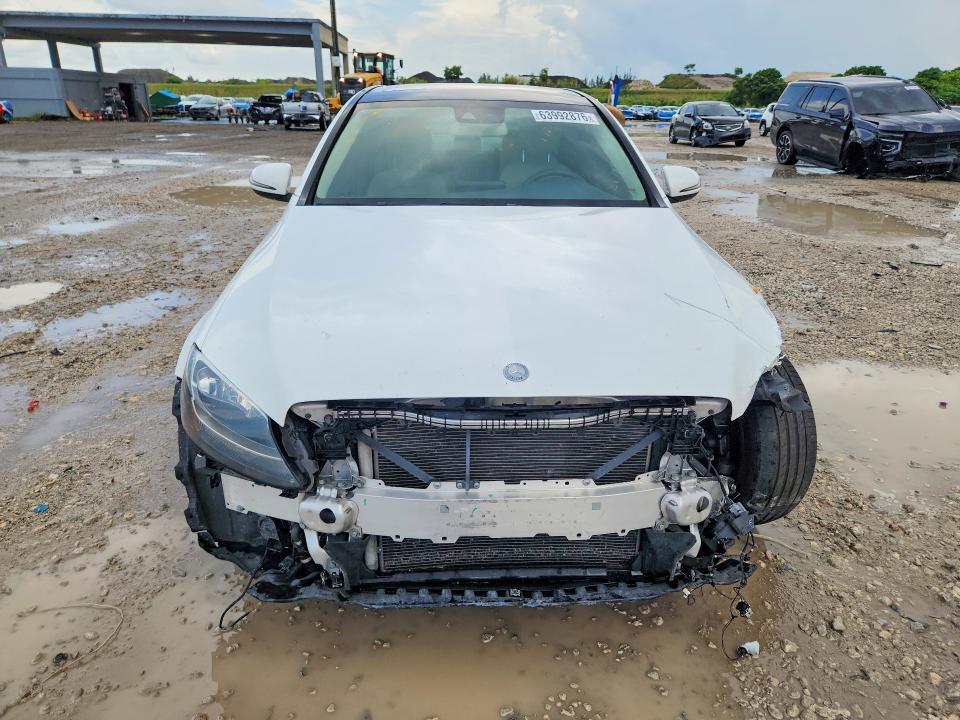 2017 MERCEDES-BENZ C 300 — Фото 5 из 12