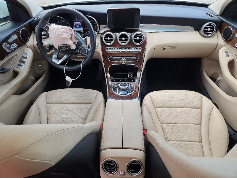 2017 MERCEDES-BENZ C 300 — Фото 8 из 12