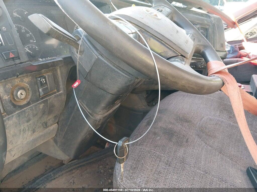 4V5KC9EH2KN903159 2019 VOLVO VHD photo no. 10
