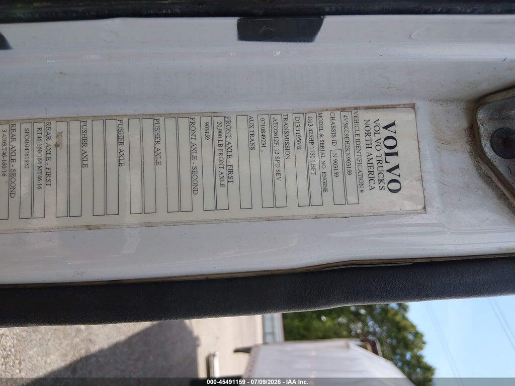4V5KC9EH2KN903159 2019 VOLVO VHD photo no. 8