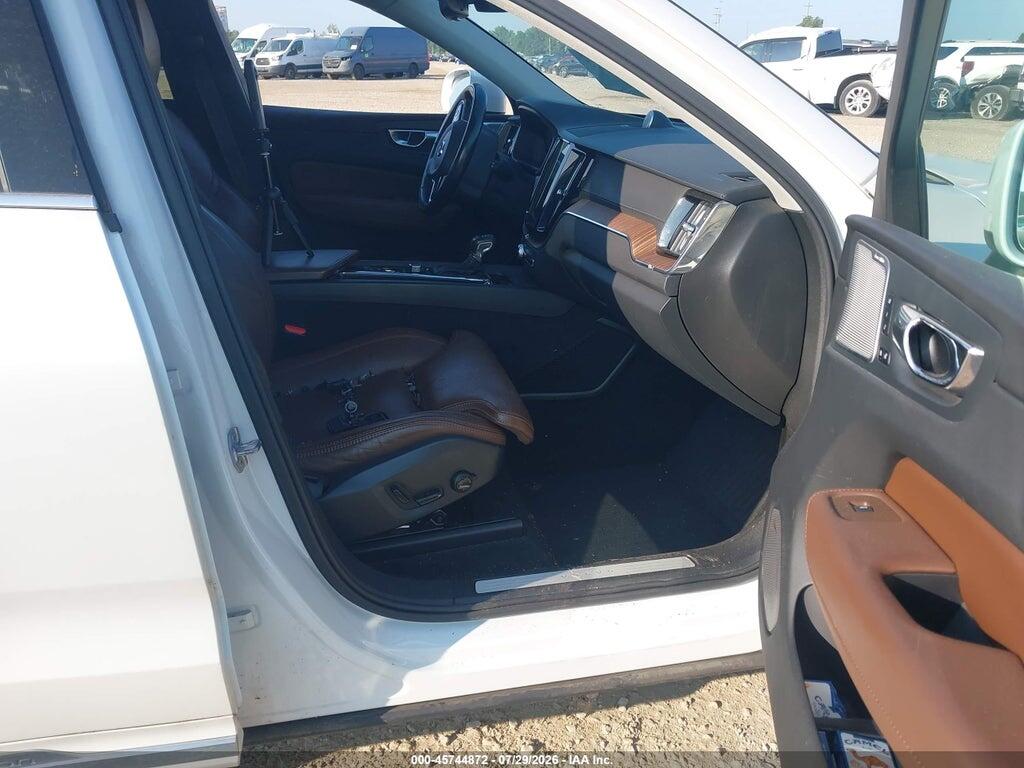YV4A22RL9K1342631 2019 VOLVO XC60 photo no. 5