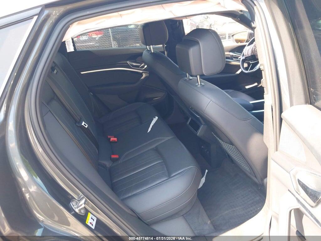 WA1CAAGE4RB048789 2024 AUDI Q8 E-TRON photo no. 8