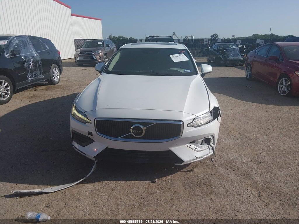 7JRA22TK9KG017978 2019 VOLVO S60 photo no. 11