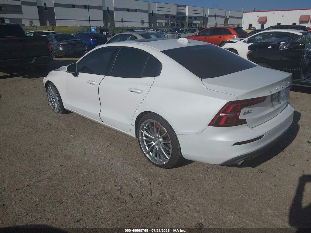 7JRA22TK9KG017978 2019 VOLVO S60 photo no. 3