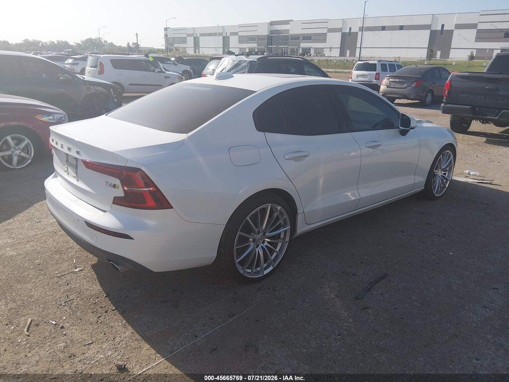 7JRA22TK9KG017978 2019 VOLVO S60 photo no. 4