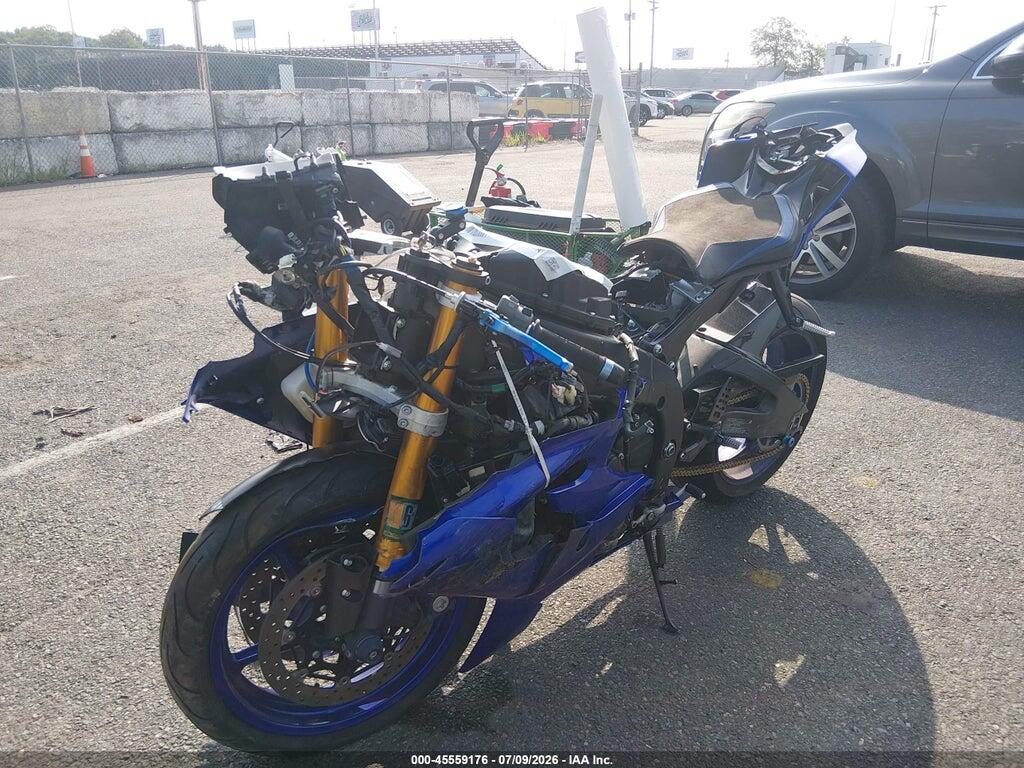 JYARJ28E4JA002759 2018 YAMAHA YZFR6 photo no. 2
