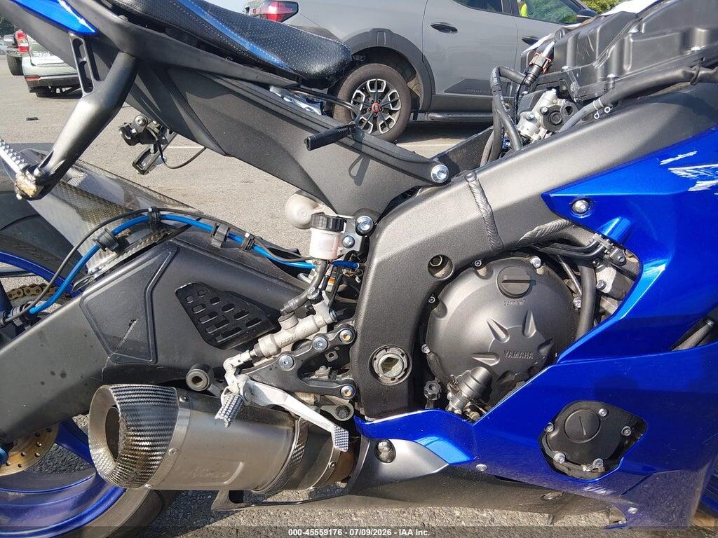 JYARJ28E4JA002759 2018 YAMAHA YZFR6 photo no. 8