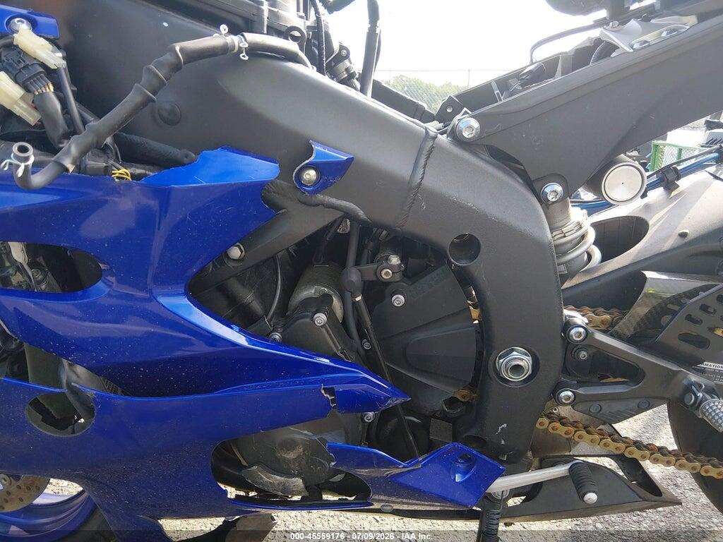 JYARJ28E4JA002759 2018 YAMAHA YZFR6 photo no. 9