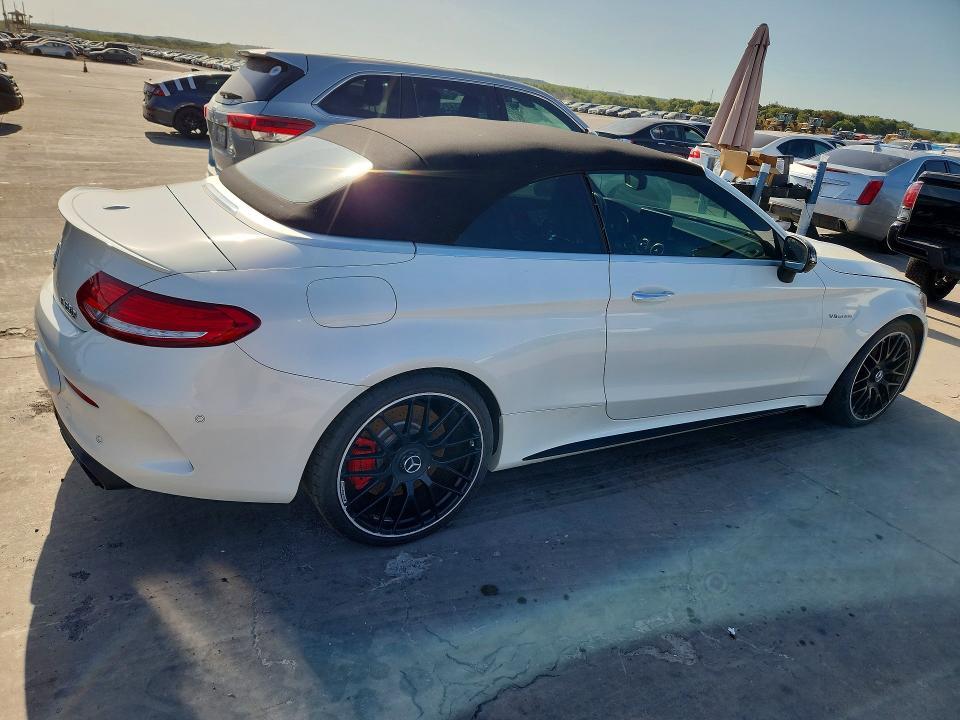 2017 MERCEDES-BENZ C 63 AMG-S — Фото 3 из 12