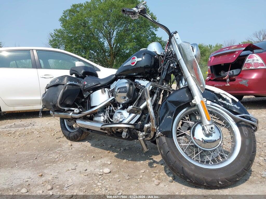 2016 HARLEY-DAVIDSON FLSTC 1HD1BWV15GB028246