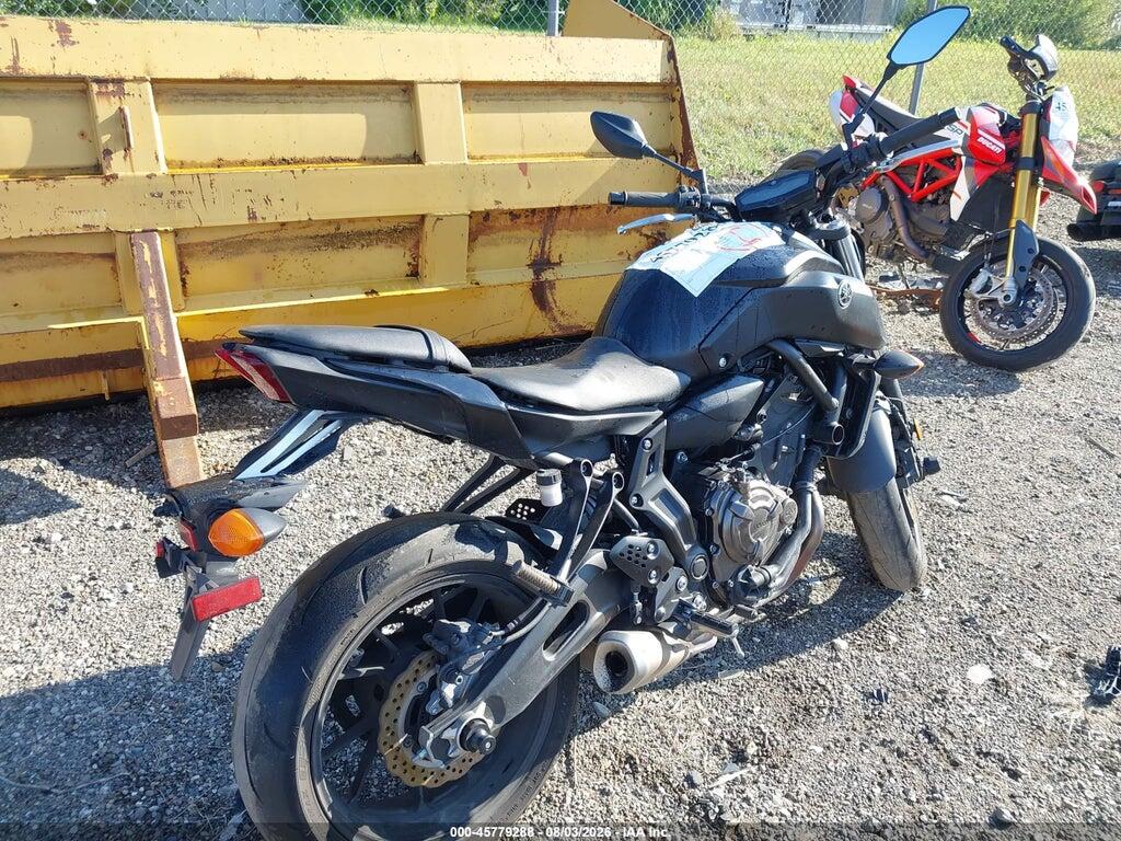 JYARM27E2KA002897 2019 YAMAHA MT07 photo no. 12