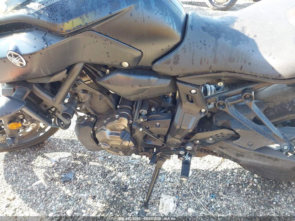 JYARM27E2KA002897 2019 YAMAHA MT07 photo no. 9