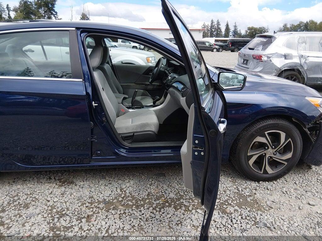 1HGCR2F38HA166239 2017 HONDA ACCORD photo no. 5