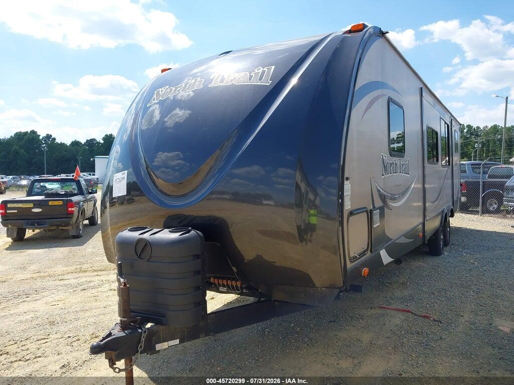 5SFNB3722EE266099 2014 HEARTLAND NORTH TRAIL TRAVEL TRAILER photo no. 2