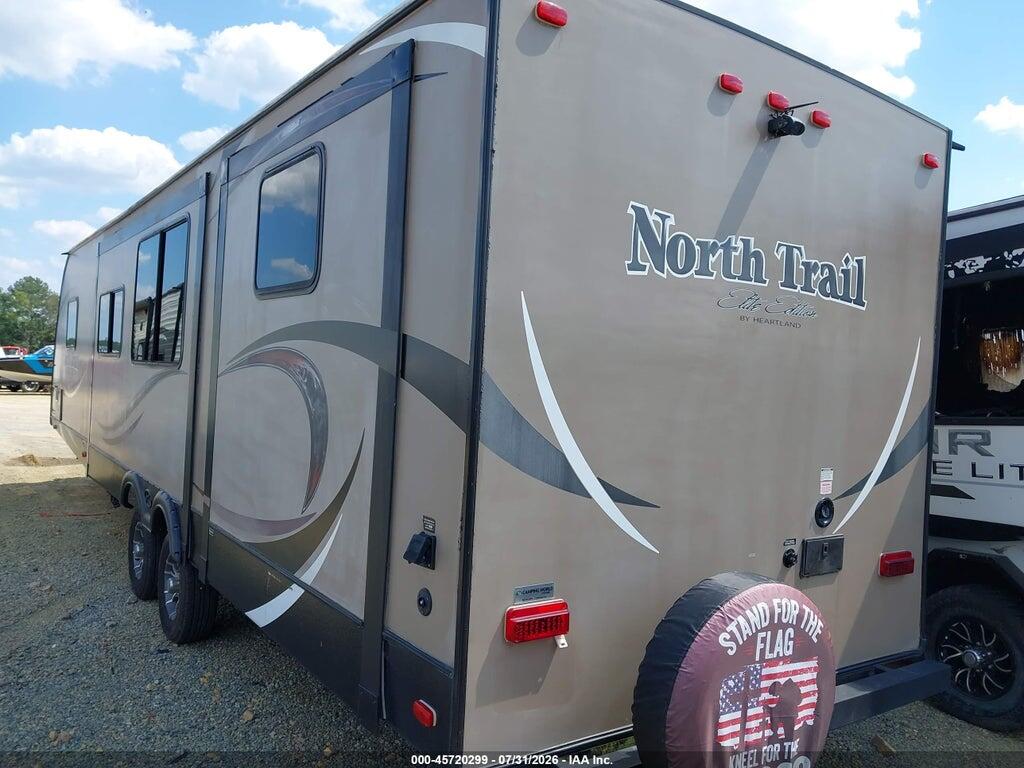 5SFNB3722EE266099 2014 HEARTLAND NORTH TRAIL TRAVEL TRAILER photo no. 3