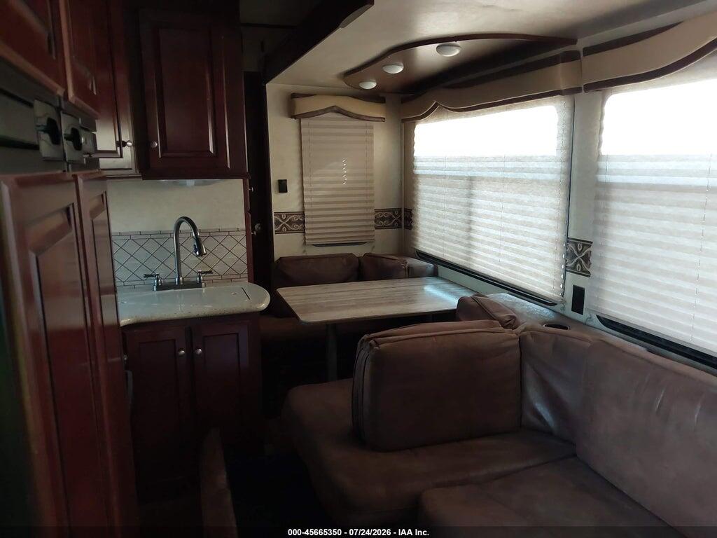 5SFRG412XEE281094 2014 HEARTLAND RV ELKRIDGE 5H WHL TRAVEL TRAILER photo no. 5