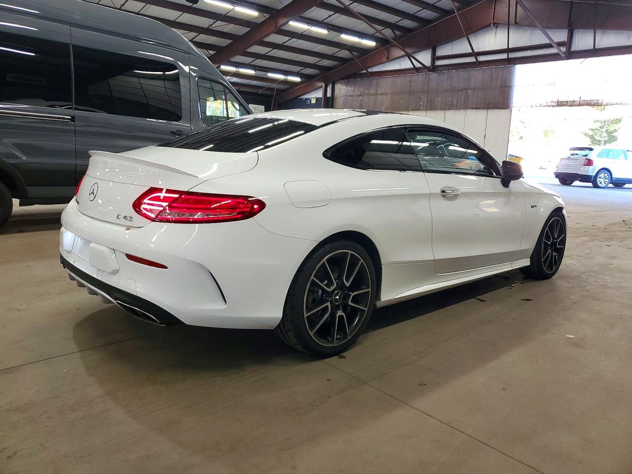 2017 MERCEDES-BENZ C 43 4MATIC AMG — Фото 3 из 12