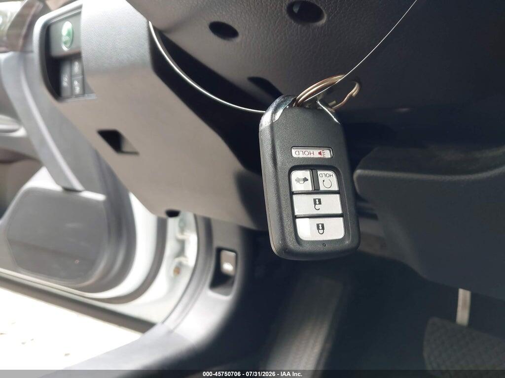 JHMCR6F58HC030817 2017 HONDA ACCORD HYBRID photo no. 11