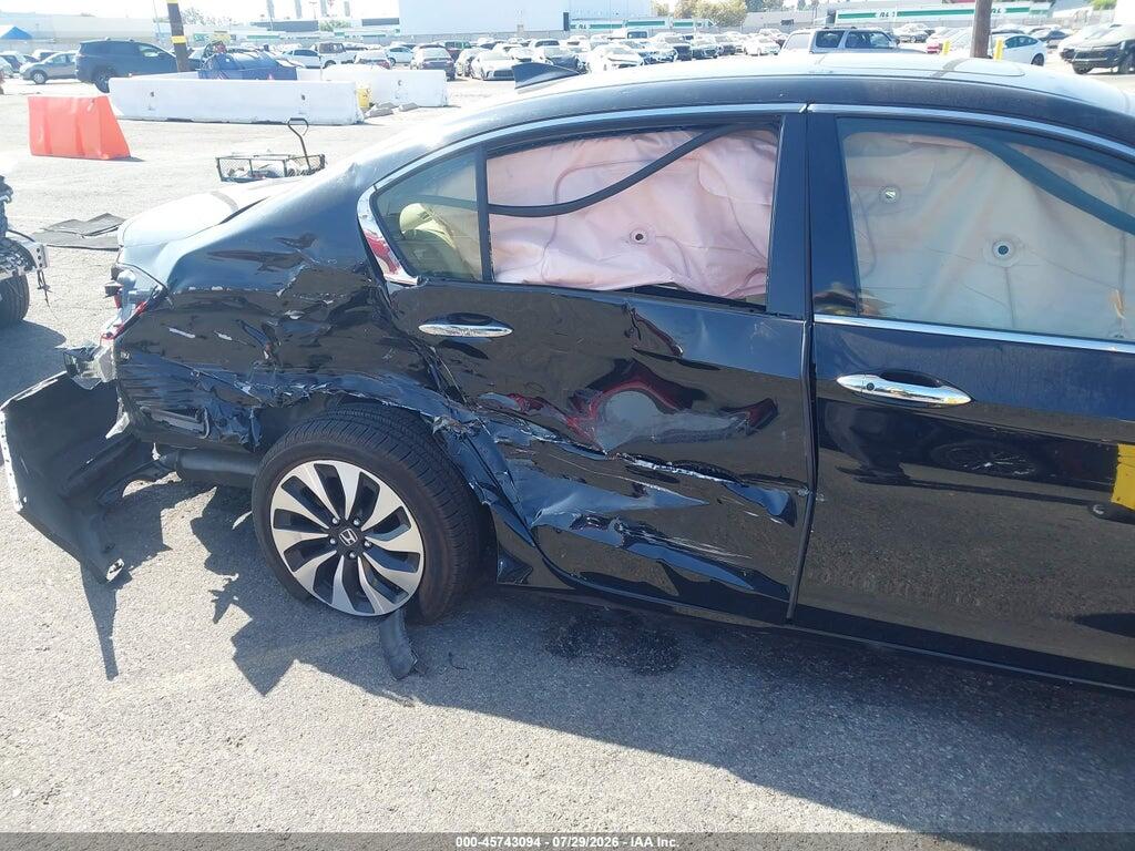 JHMCR6F57HC028783 2017 HONDA ACCORD HYBRID photo no. 6