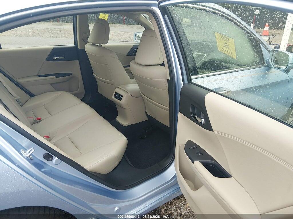 JHMCR6F78HC021052 2017 HONDA ACCORD HYBRID photo no. 8