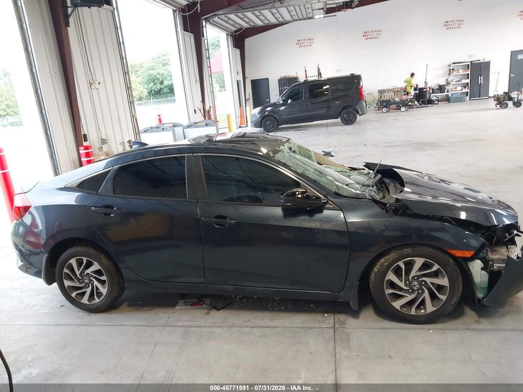 19XFC2F76HE011573 2017 HONDA CIVIC photo no. 12