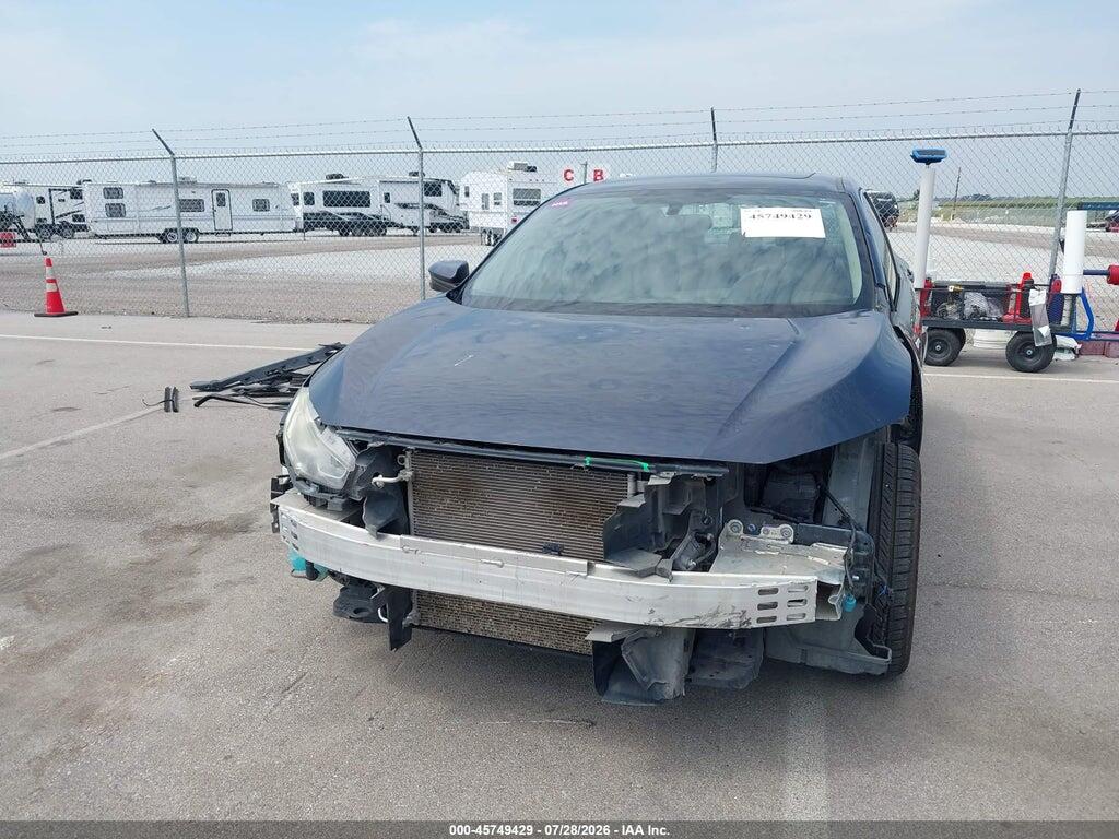 19XFC2F74HE229611 2017 HONDA CIVIC photo no. 6