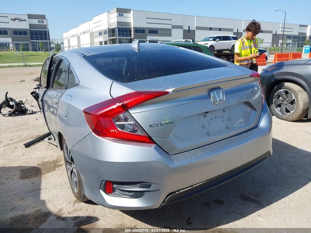 19XFC1F38HE025434 2017 HONDA CIVIC photo no. 3