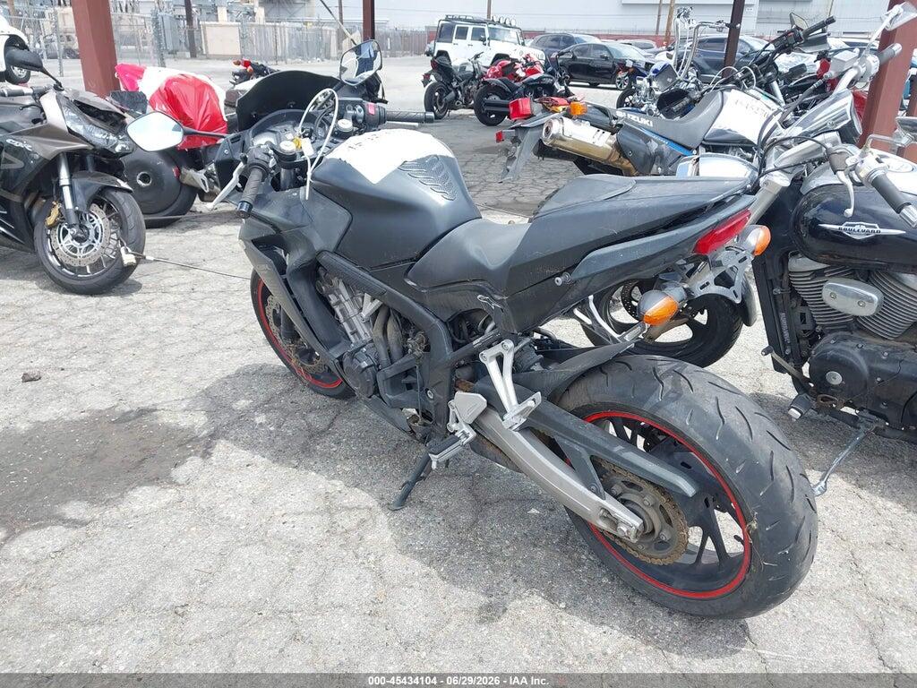 MLHRC7454E5000071 2014 HONDA CBR650 photo no. 3