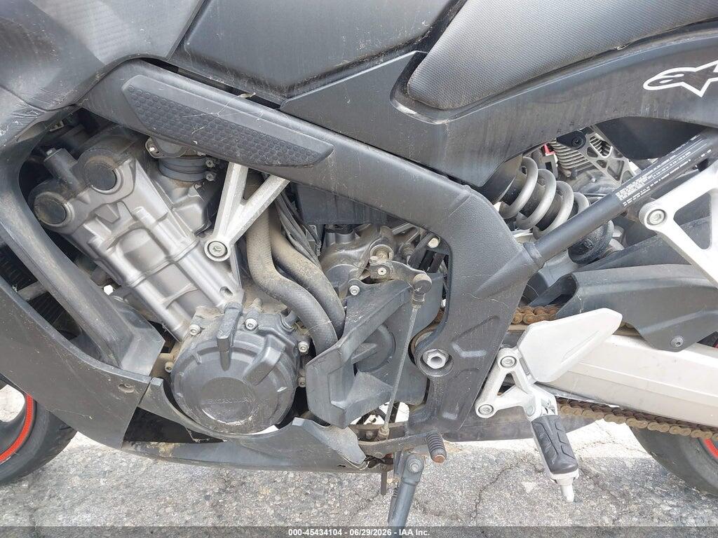 MLHRC7454E5000071 2014 HONDA CBR650 photo no. 9