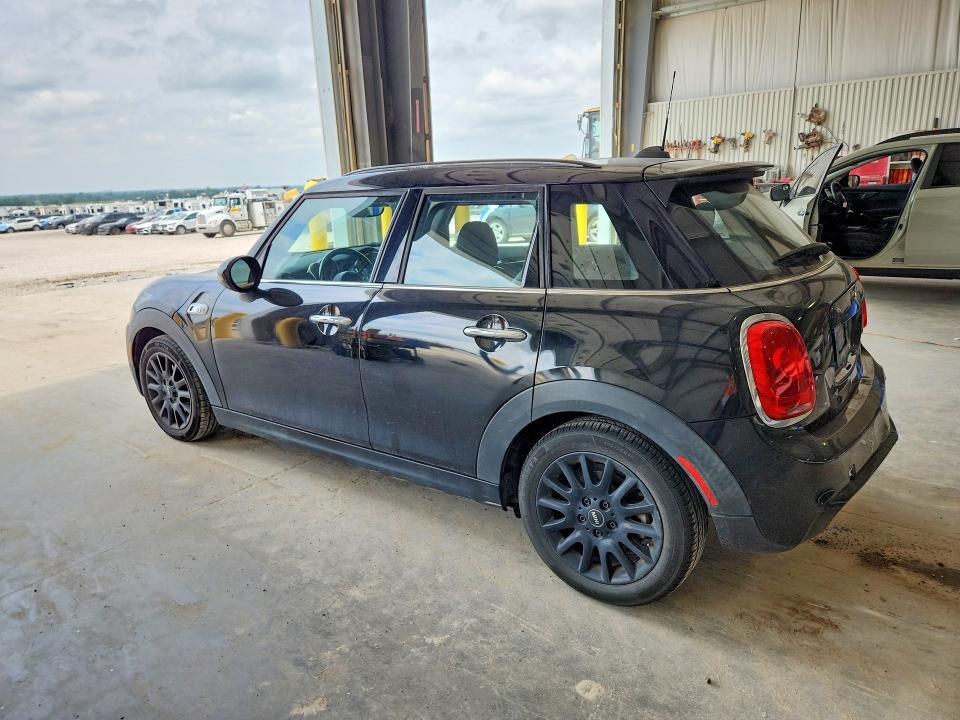 2017 MINI COOPER S — Фото 2 из 12