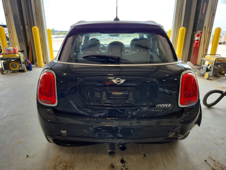 2017 MINI COOPER S — Фото 6 из 12