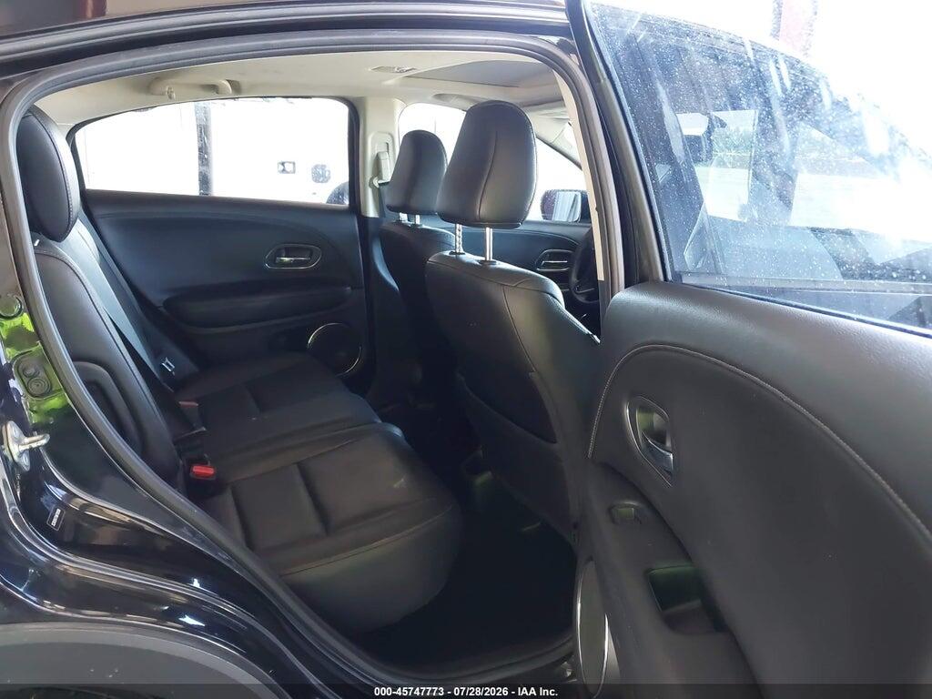 3CZRU5H77HM709098 2017 HONDA HR-V photo no. 8