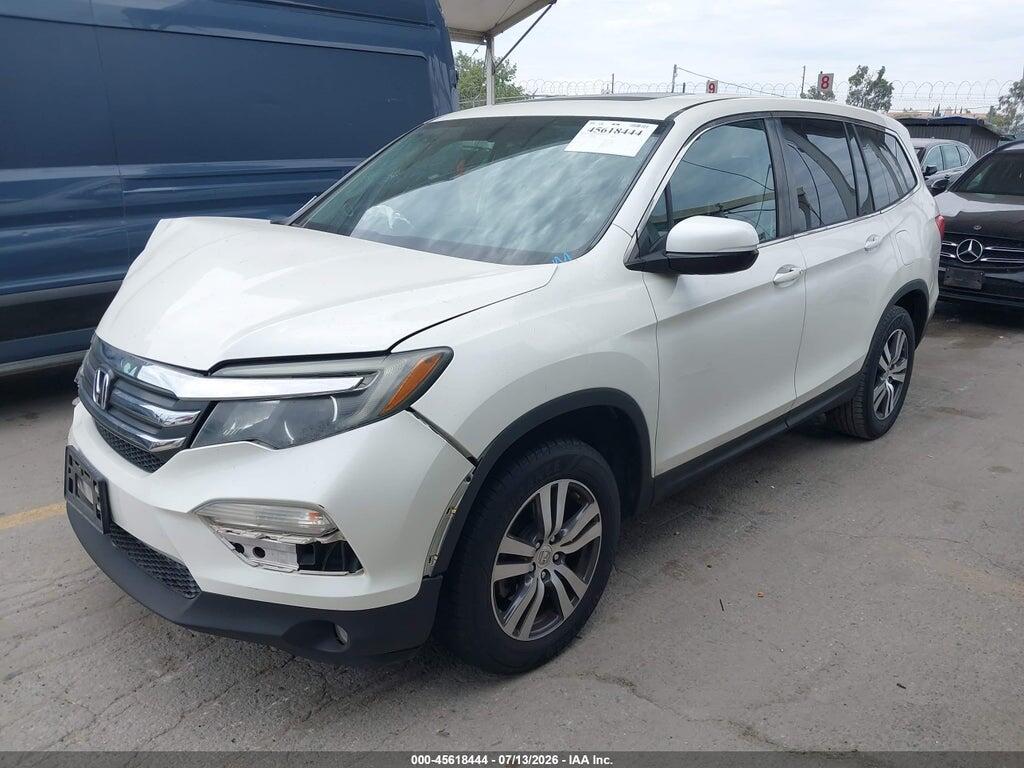 5FNYF5H76HB009864 2017 HONDA PILOT photo no. 2
