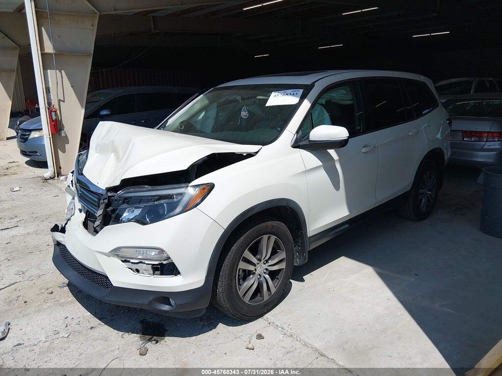 5FNYF5H56HB034018 2017 HONDA PILOT photo no. 2