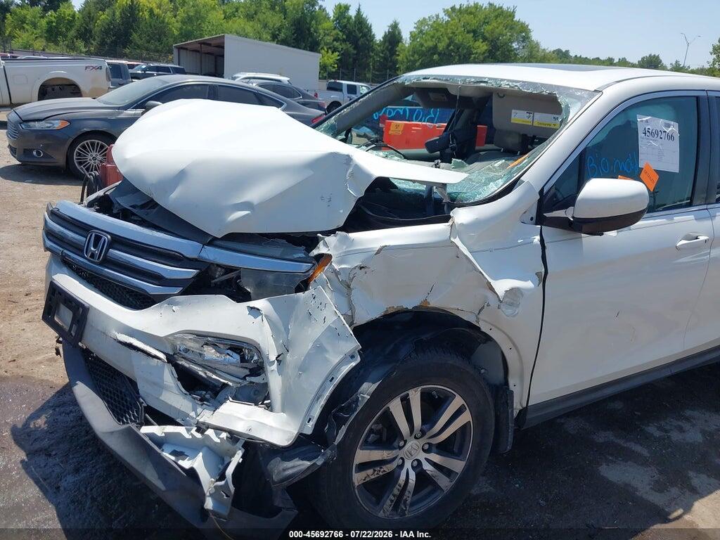5FNYF5H52HB020276 2017 HONDA PILOT photo no. 6
