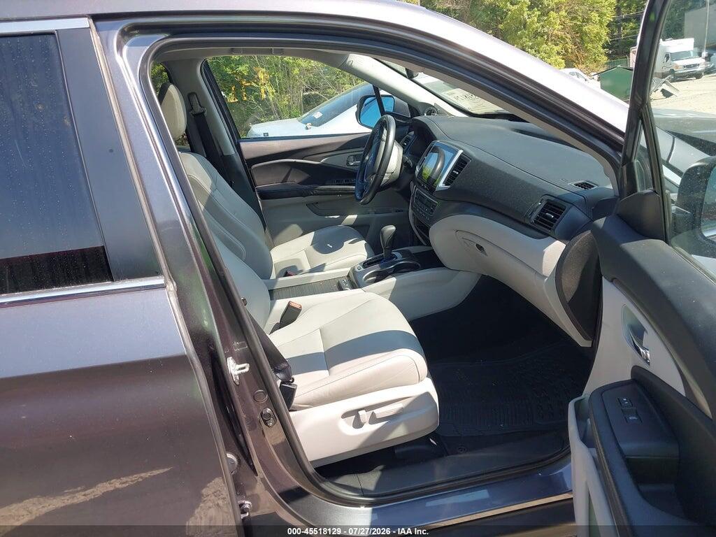 5FNYF6H59HB063048 2017 HONDA PILOT photo no. 5
