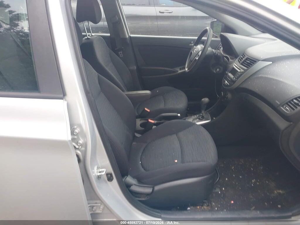 KMHCT5AE2HU335594 2017 HYUNDAI ACCENT photo no. 5