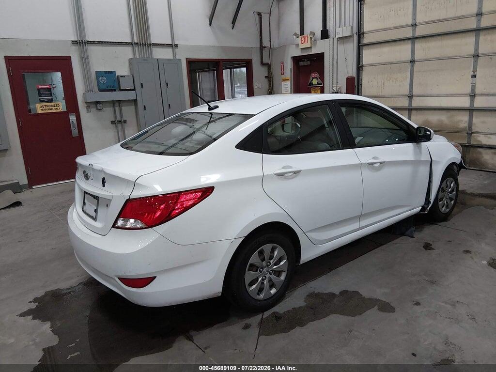 KMHCT4AE2HU289050 2017 HYUNDAI ACCENT photo no. 4