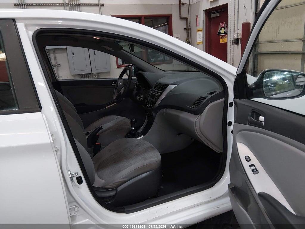 KMHCT4AE2HU289050 2017 HYUNDAI ACCENT photo no. 5