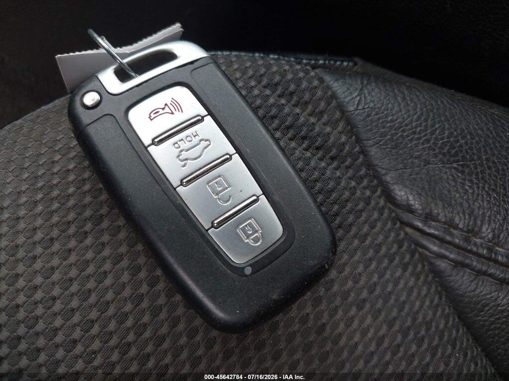 5NPEC4AC1EH940265 2014 HYUNDAI SONATA photo no. 11