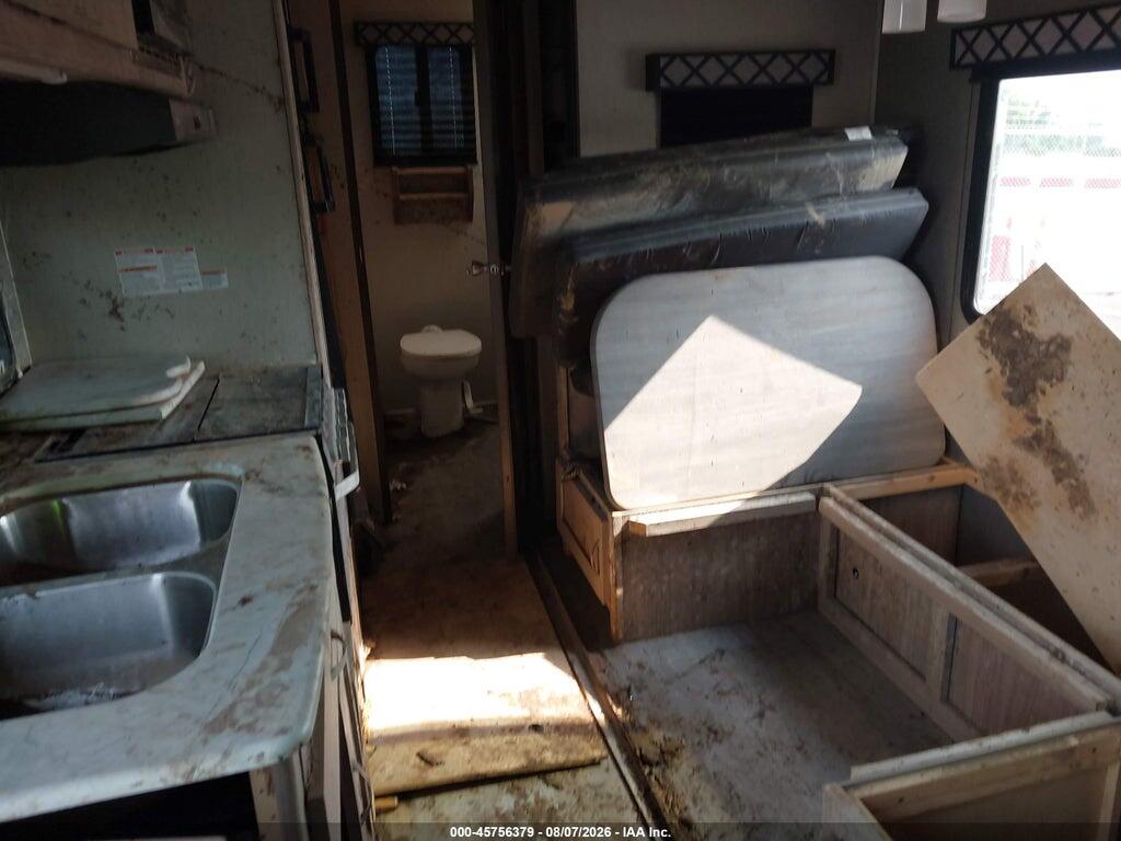 5ZT2FEPB4MW017431 2021 FOREST RIVER FREEDOM EXPRESS 248R photo no. 8