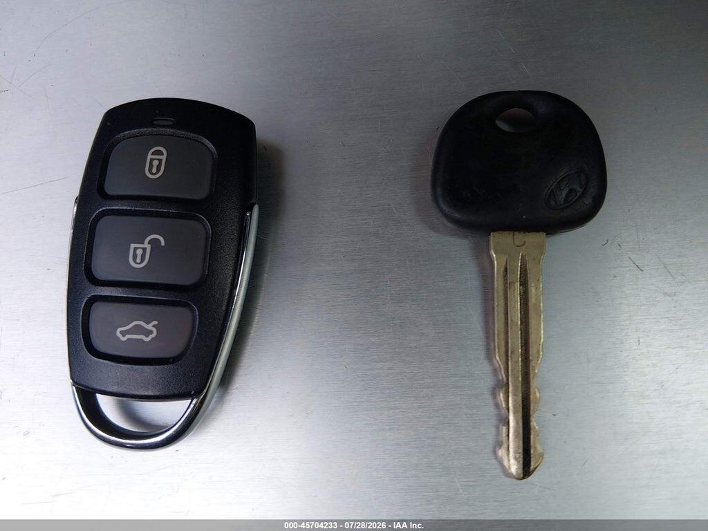 KMHD74LFXHU193486 2017 HYUNDAI ELANTRA photo no. 11